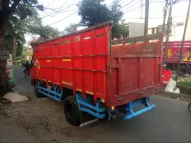 Truk Dyna 125ps 2004  istimewa