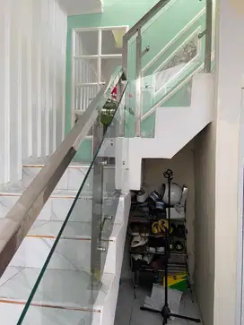 railing kaca/balkon minimalis