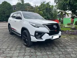 Fortuner VRZ TRD 2.4 diesel 2020