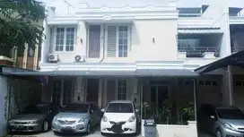 Dijual cepat rumah layak huni di jln batu pasar Minggu Jaksel