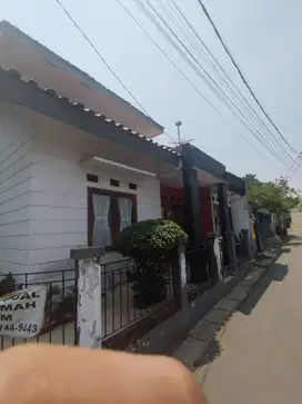 Rumah SHM LT 114 Siap KPR 7 Menit ke Trans Studio Mall Cibubur J-31125