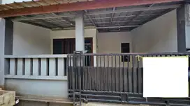 Rumah Minimalis SHM 5 Menit Ke Stasiun LRT Jatimulya DP Ringan J-31070