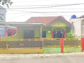 Rumah Strategis 10 Menit ke RSU Brawijaya Sawangan Dibantu KPR J-26696