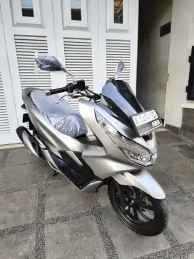 Bissmillah Dijual motor Honda PCX 2019