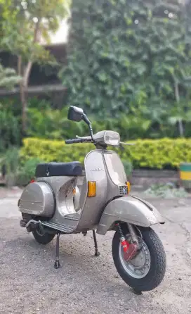 Dijual Vespa Exclusive 1 tahun 1986