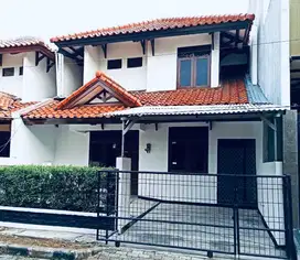 Disewakan rumah bagus rapi di Metland Cakung Jakarta Timur