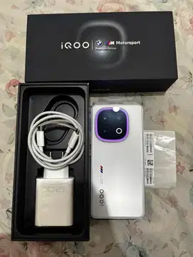 IQOO 13 12/256 GB Garansi ON
