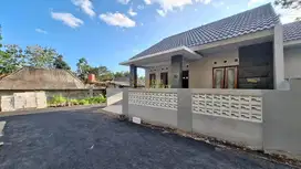 RUMAH MURAH, SIAP HUNI DEKAT JALAN PALAGAN DI SLEMAN