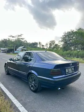 BMW E36 318i M43 1997 (Manual)