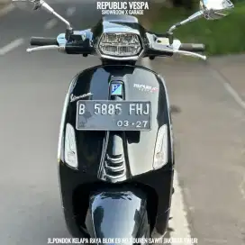 DIJUAL VESPA SPRINT 150 IGET ABS LED TH 2022 PERFECT CONDITION