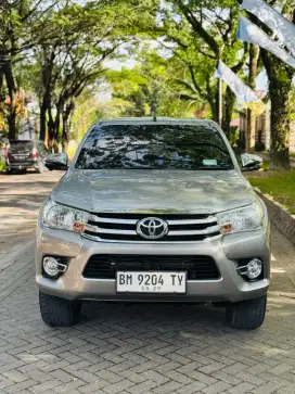 Toyota Hilux G DC 4x4 2.4 manual tahun 2019