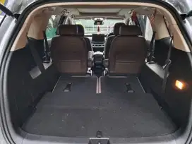 BYD M6 2025 Listrik