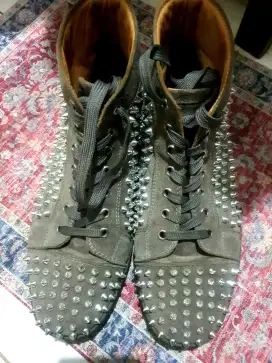 Christian louboutin sneakers preloved original