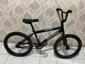 Sepeda  BMX REM TORPED ukuran 20 untuk usia 5 sampai 15 tahun