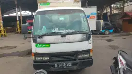 Jual cepat Mobil truk engkel isuzu elf NHR 55 2009 box aluminium 100hp