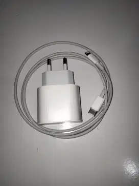 CHARGER IPHONE 11