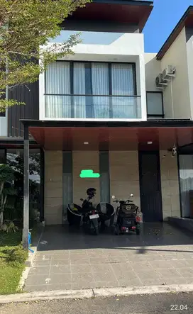 Rumah Northwest Central Surabaya