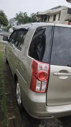 Toyota Raum 2004 Bensin