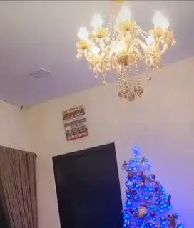 LAMPU CRYSTAL 8 CHANDELIERS
