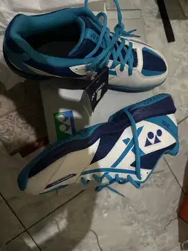 Jual Sepatu Yonex Power Cushion 39 warna Biru