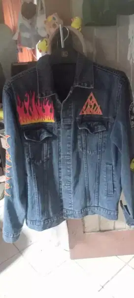 Dijual jaket Levis