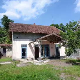 Tanah & Bangunan 336 Meter Lokasi Dekat RS Elisabeth Ganjuran, Bambang