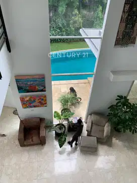 Rumah Mewah Ada Kolam Renang Lokasi Premium Di Kebayoran Baru