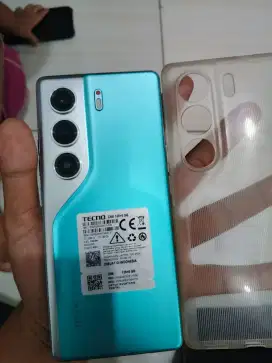 Techno camon 40