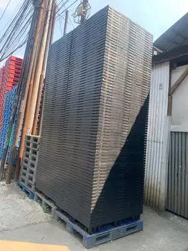 Jual Beli Palet Plastik