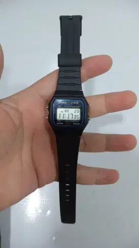 Casio F-91W ori