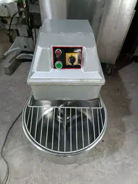 Spiral mixer
Volume 35 liter
