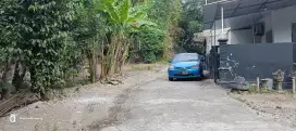 Pekarangan SHM Barat Kampus UMY Dalam Ring Road Lingkungan Perumahan