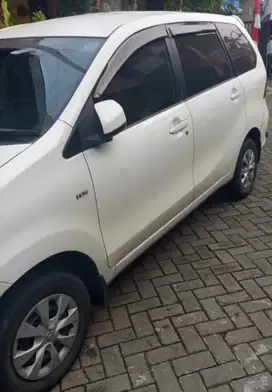 Toyota Avanza 2012 Bensin