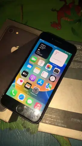 IPHONE 8 64GB  ALLOPERATOR