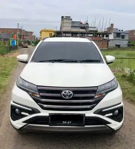 Toyota Rush GR Sport AT 2021