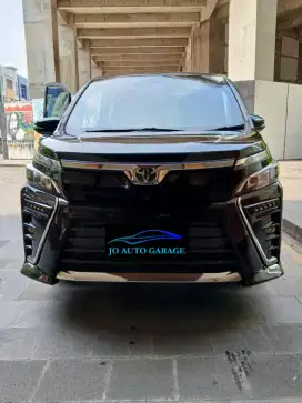 Toyota Voxy AT Th 2018 Good Condition