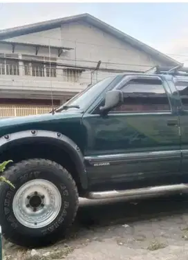 Opel Blazer 1999 Bensin