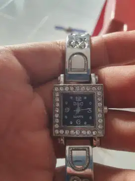 Jam Tangan Wanita D&G