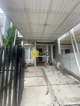 Di jual rumah 2 lantai di bukit golf riverside dekat toll cimanggis