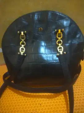 sling AIGNER full leather