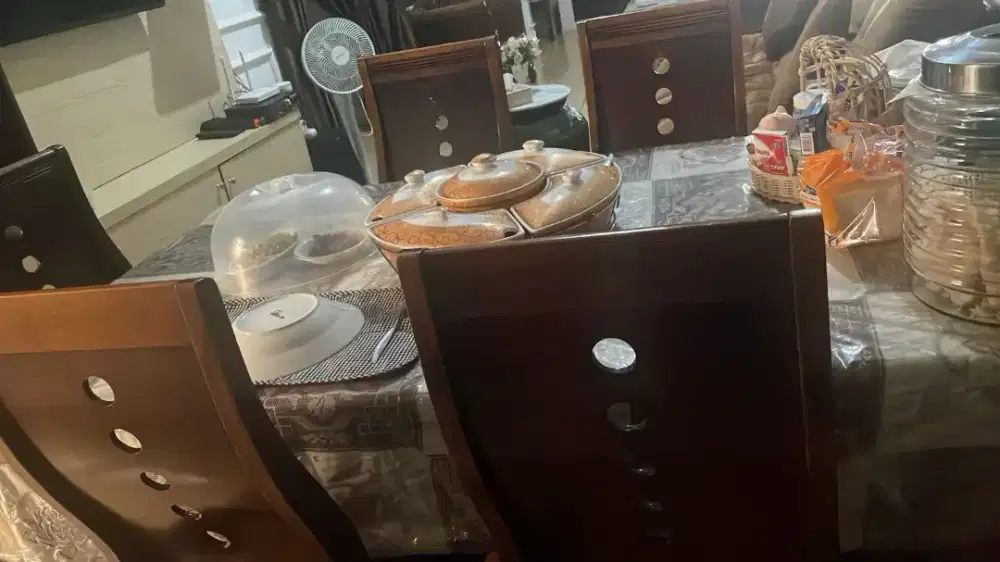 1set meja makan kayu jati