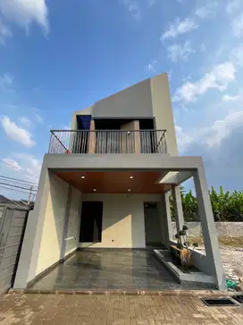 Rumah Dijual Di Limo Depok 4 KT Dekat Ke Pintu Tol Limo  Strategis