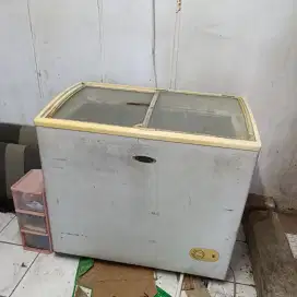 Driver freezer frigigate 300 L sliding atas minus