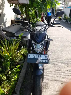 Jual motor cb 150r tahun 2018