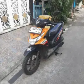 Honda Beat Fi 2013 ss lengkap mesin bagus pajak hidup Bekasi Kota