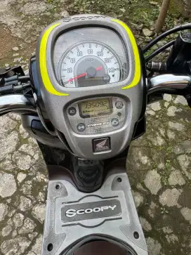 Honda Scoopy istimewa