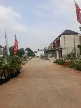 Dijamin dkt jalan raya rumah megah dijatiwarna