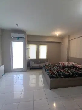 Disewakan apartemen cbd full furnish bersih terawat