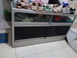 etalase bekas counter pulsa