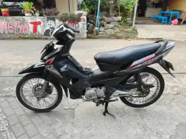 Revo THN 2007 plat AB Bantul